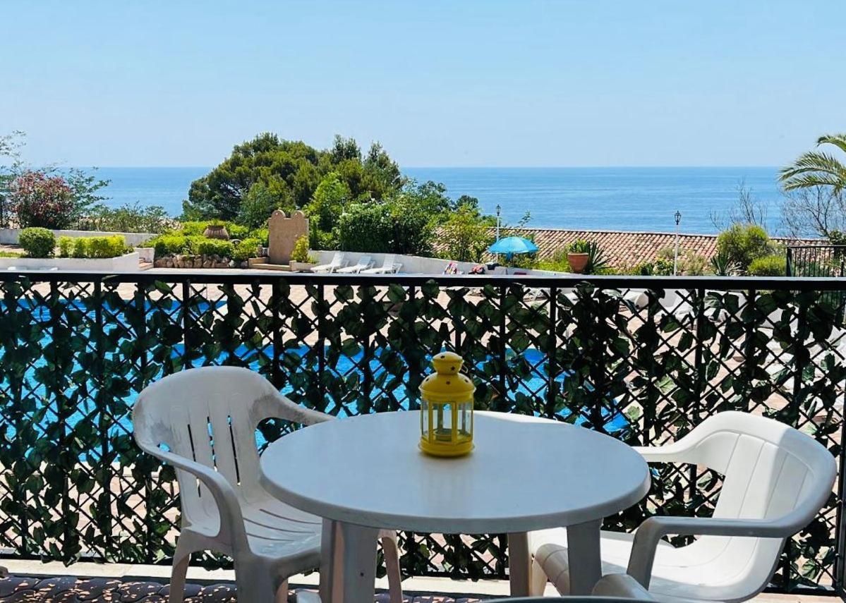 Studios Face A La Mer - Cala Llevado Тосса-де-Мар Экстерьер фото