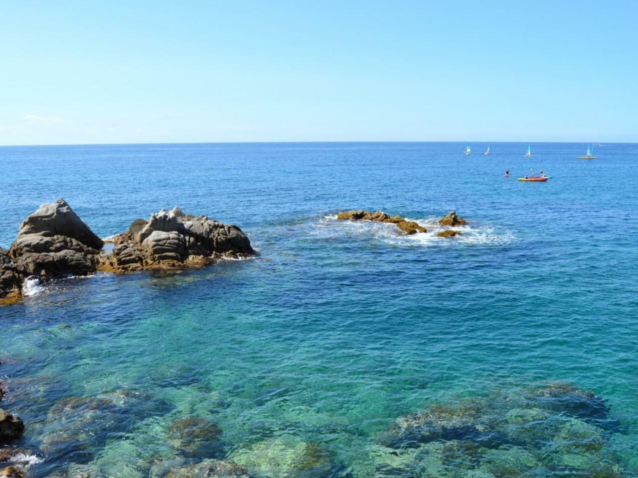 Studios Face A La Mer - Cala Llevado Тосса-де-Мар Экстерьер фото