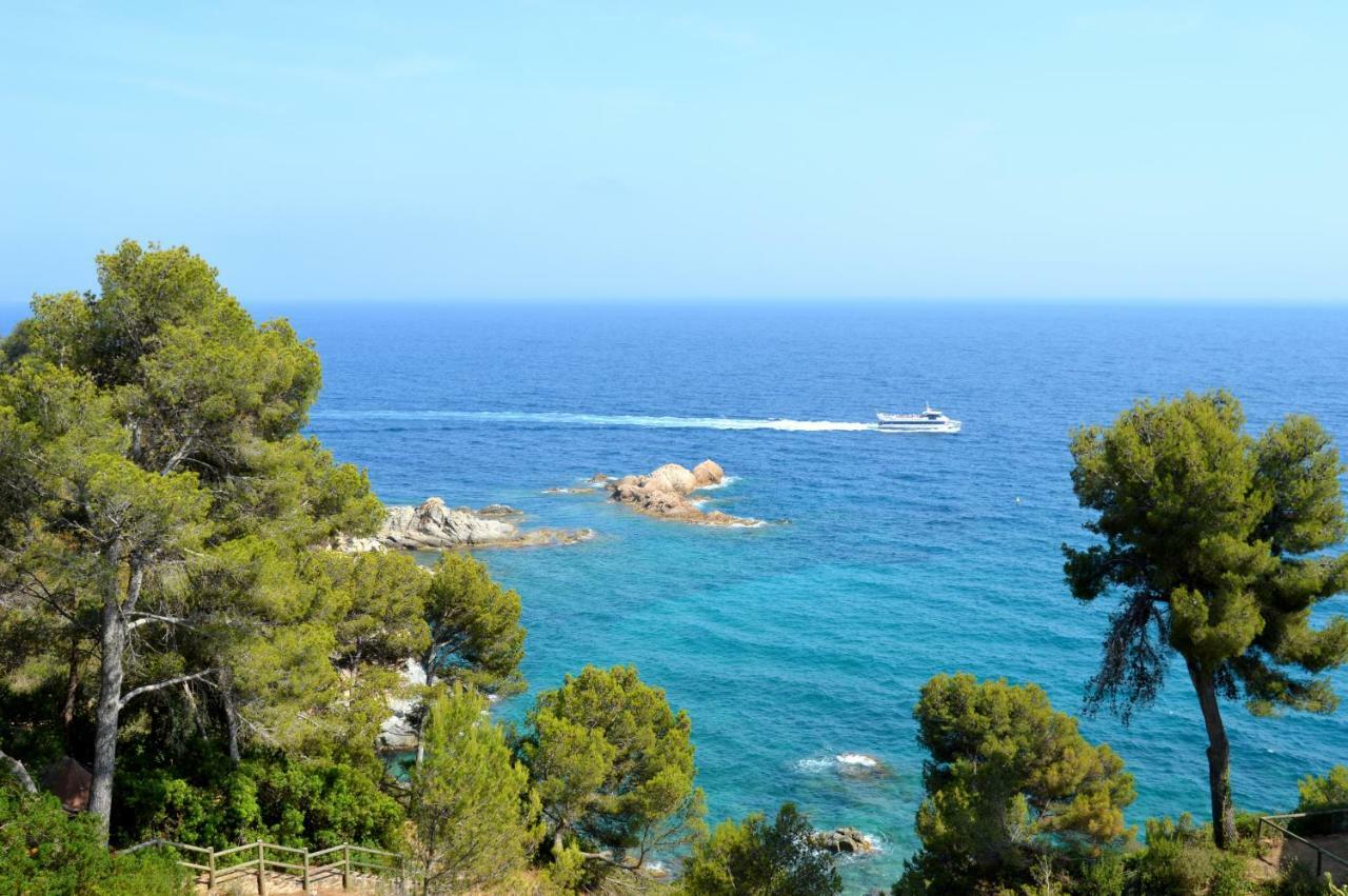 Studios Face A La Mer - Cala Llevado Тосса-де-Мар Экстерьер фото
